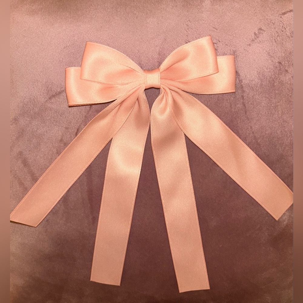 Elegant Peach Hair Bow Accessory